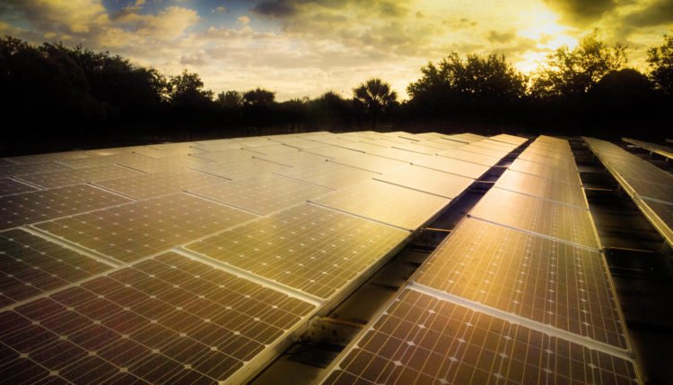Painéis de energia solar.