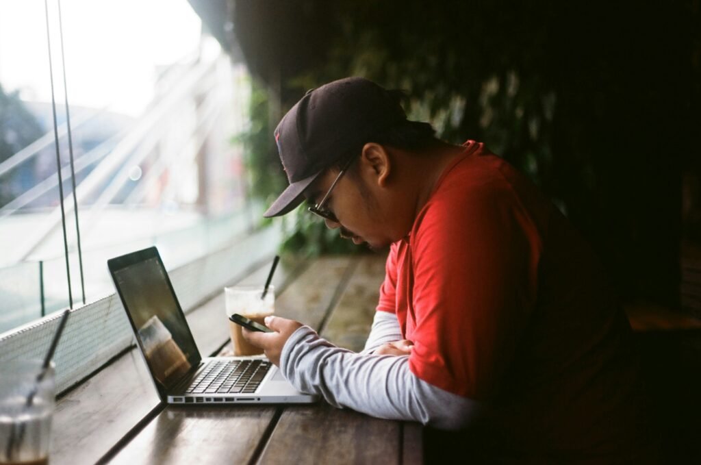 Formação gratuita em tecnologia
